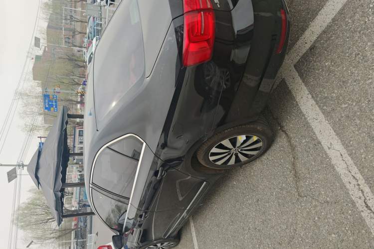 Used Volkswagen Sagitar 2018 1.6L Manual Comfort Model Exterior 8