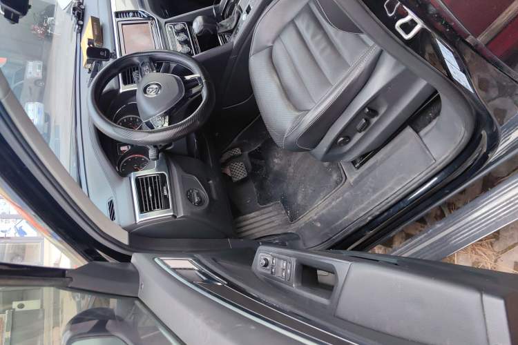 Used Volkswagen Teramont 2019 330TSI Two-Wheel-Drive Luxury Edition China VI Standard