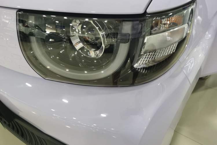 Used Chery New Energy QQ Ice Cream 2022 170km Sundae Phosphate Lithium-Ion