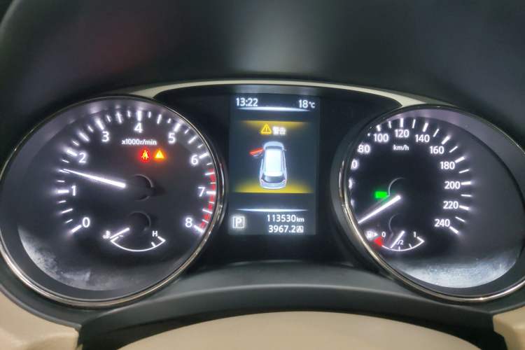 Used Nissan X-Trail 2015 2.0L CVT Comfort MAX Edition 2WD
