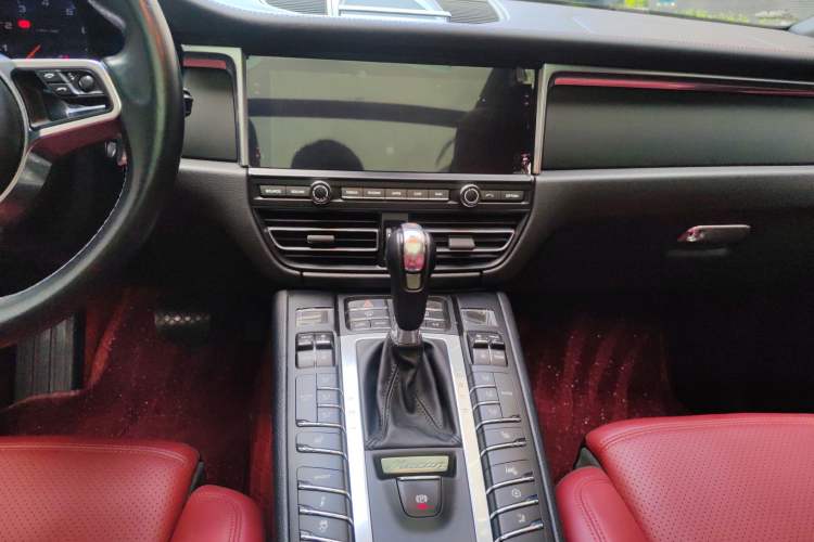 Used Porsche Macan 2020 Macan 2.0T Audio And AC Panel