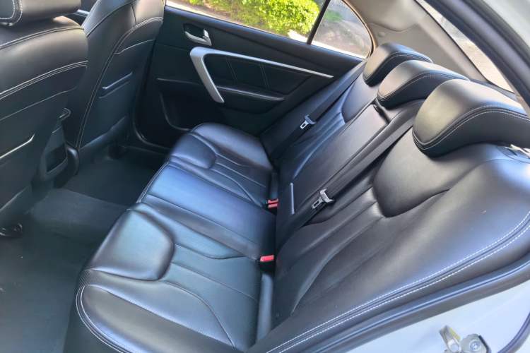 Used Geely Auto Emgrand 2017 Sedan Million Edition 1.5L Manual - Upward Version
