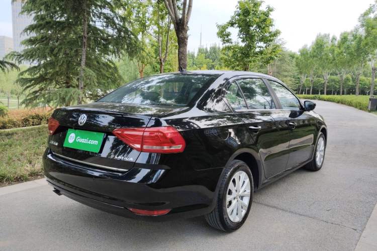 Used Volkswagen Lavida 2015 1.6L Automatic Comfort Edition Exterior 3