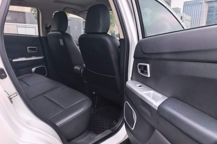 Used Mitsubishi ASX 2018 2.0L CVT Two-Wheel Drive Deluxe Edition