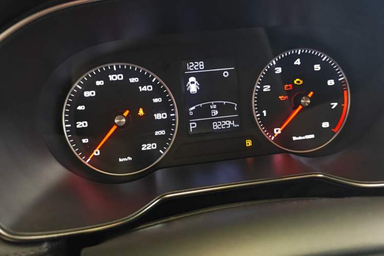 Used Roewe RX3 2018 1.6L CVT Internet Smart Edition
