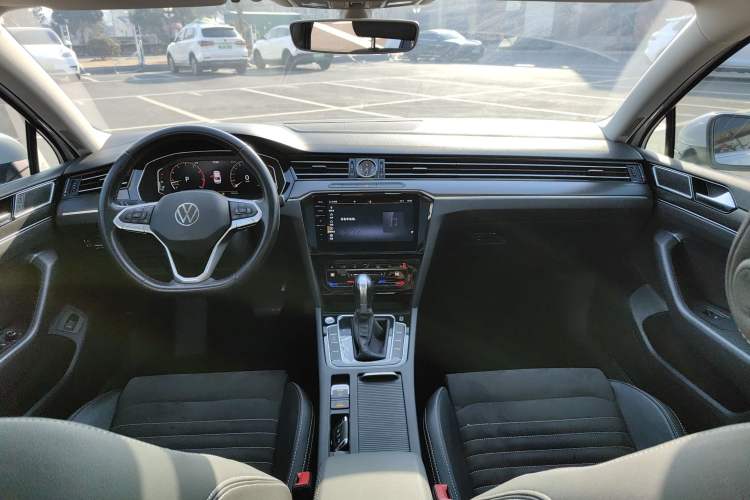 Used Volkswagen Magotan 2020 330TSI DSG Luxury Edition