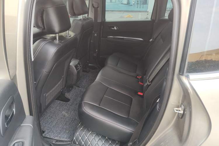 Used Peugeot 3008 2015 1.6THP Automatic Classic Edition