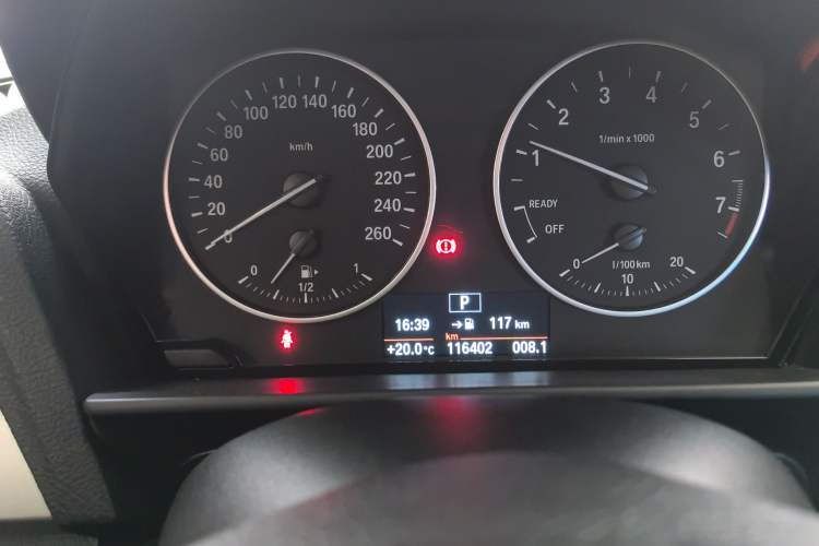 Used BMW 1 Series 2016 118i Leading Model Odometer Close Up