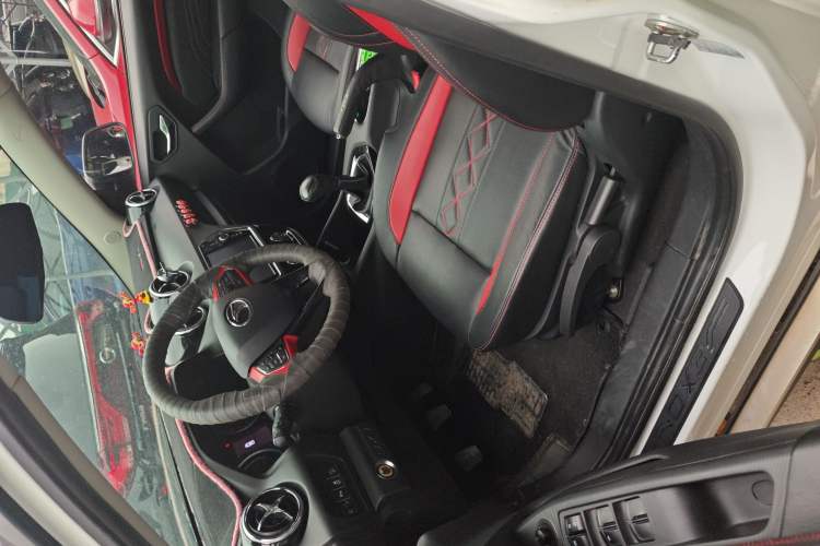 Used Soueast DX3 2018 1.5T SRG Manual Flagship Model Left Front Seat