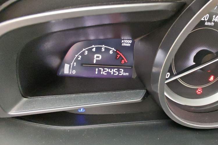 Used Mazda CX-4 2016 2.0L Automatic 2WD Blue Sky Dynamic Edition Odometer Close Up