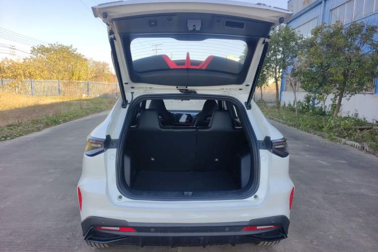 Used Changan X5 PLUS 2024 1.5T DCT ZhiZun Version
