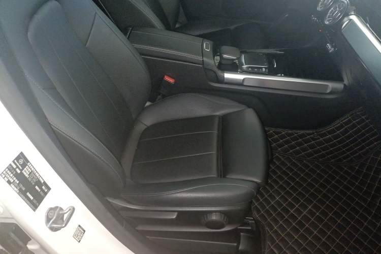 Used Mercedes-Benz GLB 2020 GLB 200 Dynamic Edition
