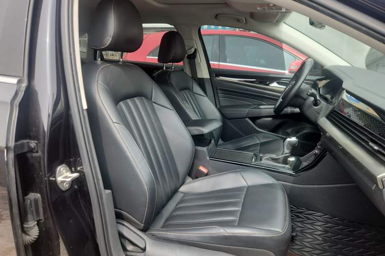 Used Volkswagen Passat 2021 280TSI Business Edition Right Front Seat