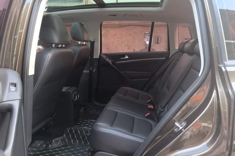 Used Volkswagen Tiguan L 2017 300TSI Automatic Two-Wheel Drive Silk Road Comfort Edition