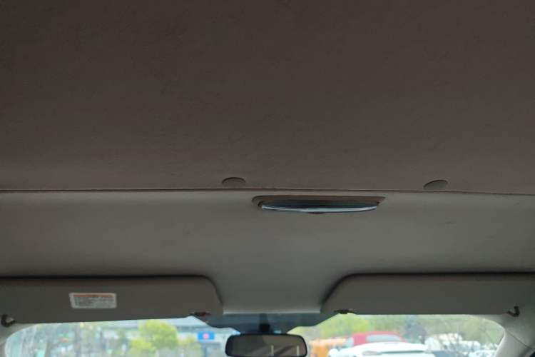 Used Ford Transit 2019 2.0T Diesel Multi-Purpose Commercial Vehicle Short Wheelbase Low Roof 6-Seater China VI Standard Headliner