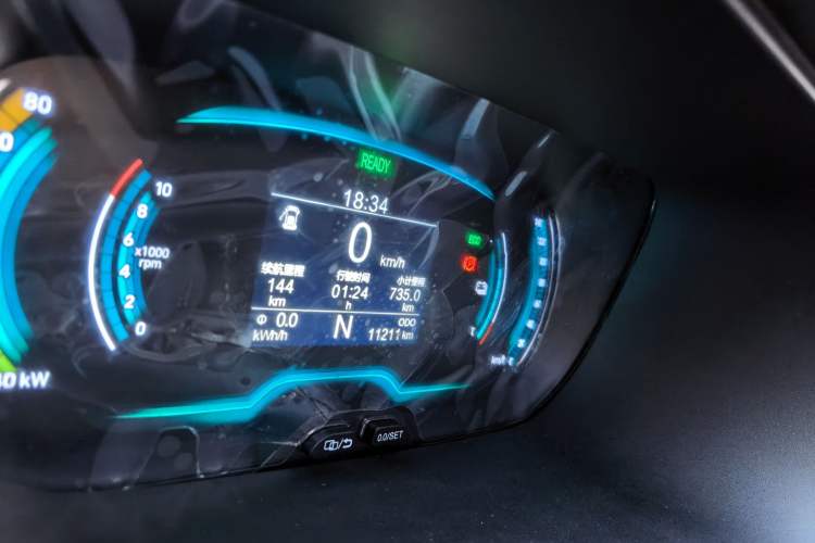 Used Chery QQ Little Ant 2024 Edition Youth Version 251km Passion Version 23.99 kWh Interior 10