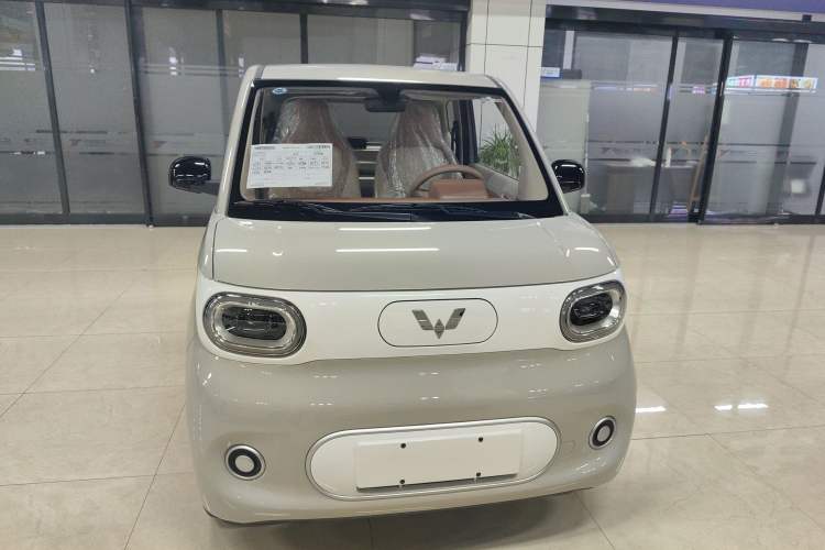 Used Wuling Hongguang MINIEV 2024 3rd Generation 215km Youth Edition

