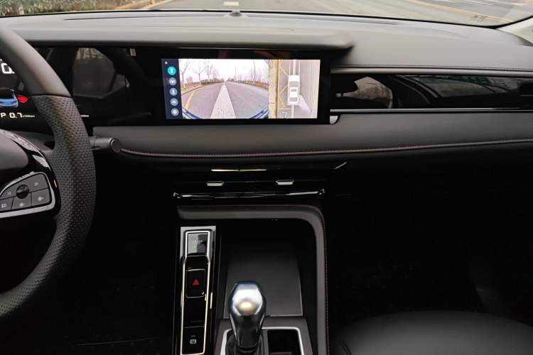 Used Roewe i5 2023 1.5L CVT Luxury Edition