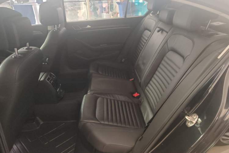 Used Volkswagen Magotan 2019 330TSI DSG Luxury Version China VI Standard