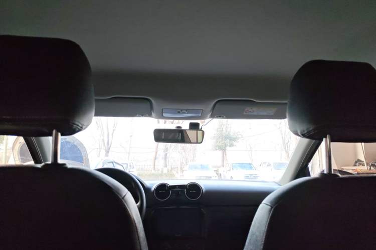 Used Volkswagen Jetta 2019 Dream Edition 1.4L Manual Fashion Version