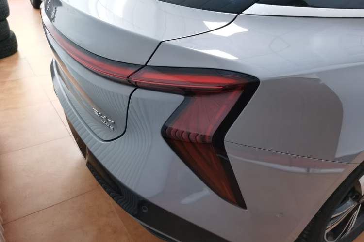 Used Hongqi EH7 2024 690 Pro
