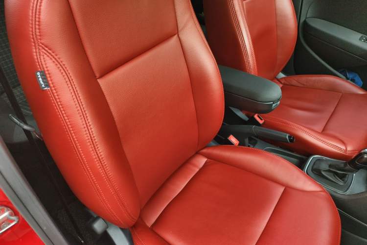 Used Volkswagen Polo 2014 1.6L Automatic Comfort Edition
