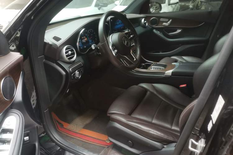 Used Mercedes-Benz GLC 2022 Refreshed GLC 300 L 4MATIC Dynamic Edition Driver Seat