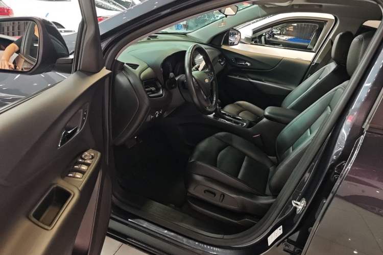 Used Chevrolet Equinox 2022 535T Chijie Edition Interior 4