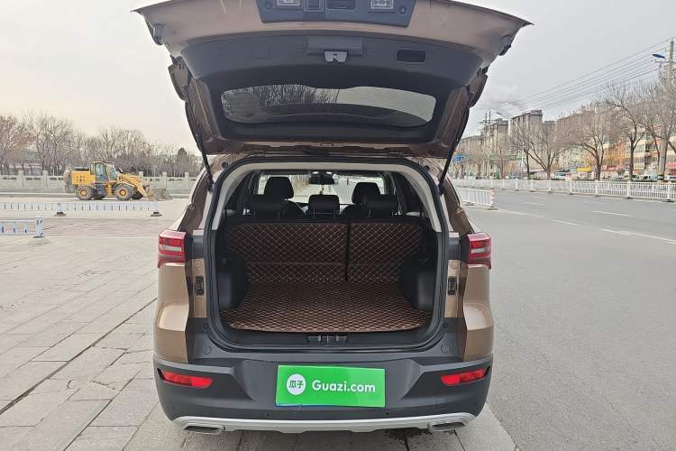 Used JETOUR X70M 2020 Revised 1.5T Manual Travel Companion Version 5 Seats Trunk