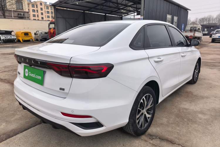 Used Geely Auto Emgrand 2025 4th Generation 1.5L CVT Longteng Edition
