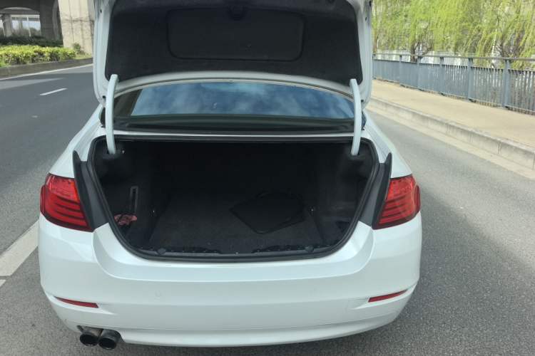 Used BMW 5 Series 2014 520Li Elegant Model