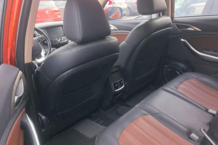 Used BYD Song 2017 Gaishi Upgrade Edition 1.5TID Automatic Luxury Model
