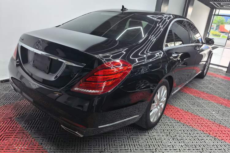 Used Mercedes-Benz S-Class 2014 S 320 L Luxury Model Exterior 3