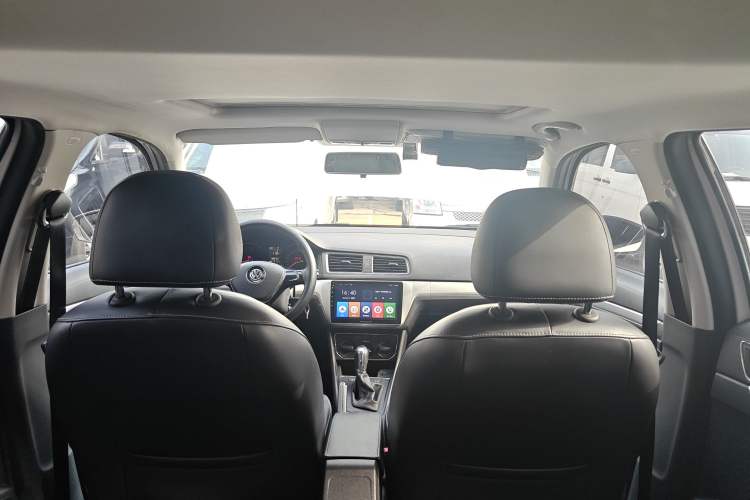 Used Volkswagen Gran Lavida 2015 230TSI DSG Comfort Edition
