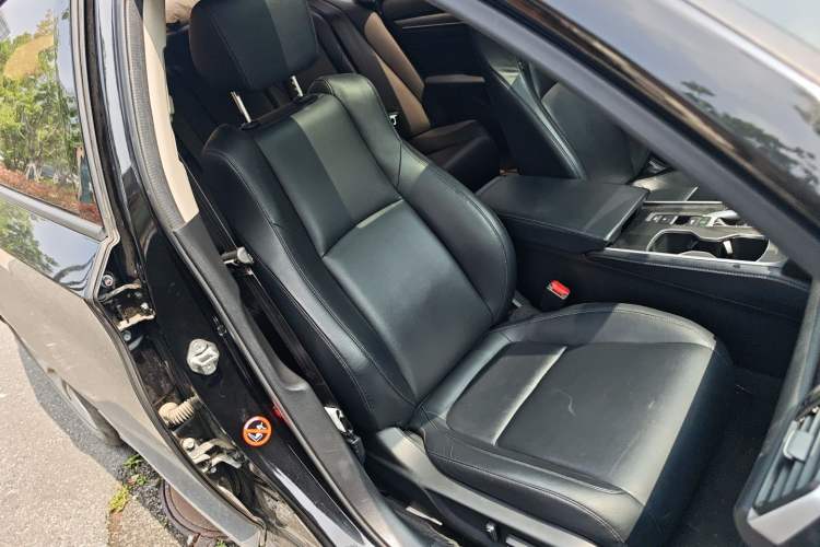 Used Honda Accord 2018 260TURBO Elite Edition China VI Right Front Seat