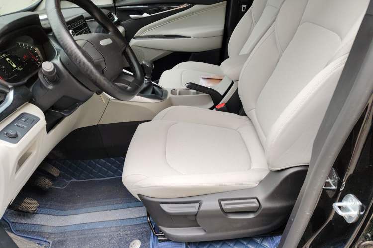 Used SAIC MAXUS G50 2024 1.5T Manual Comfort A Trim