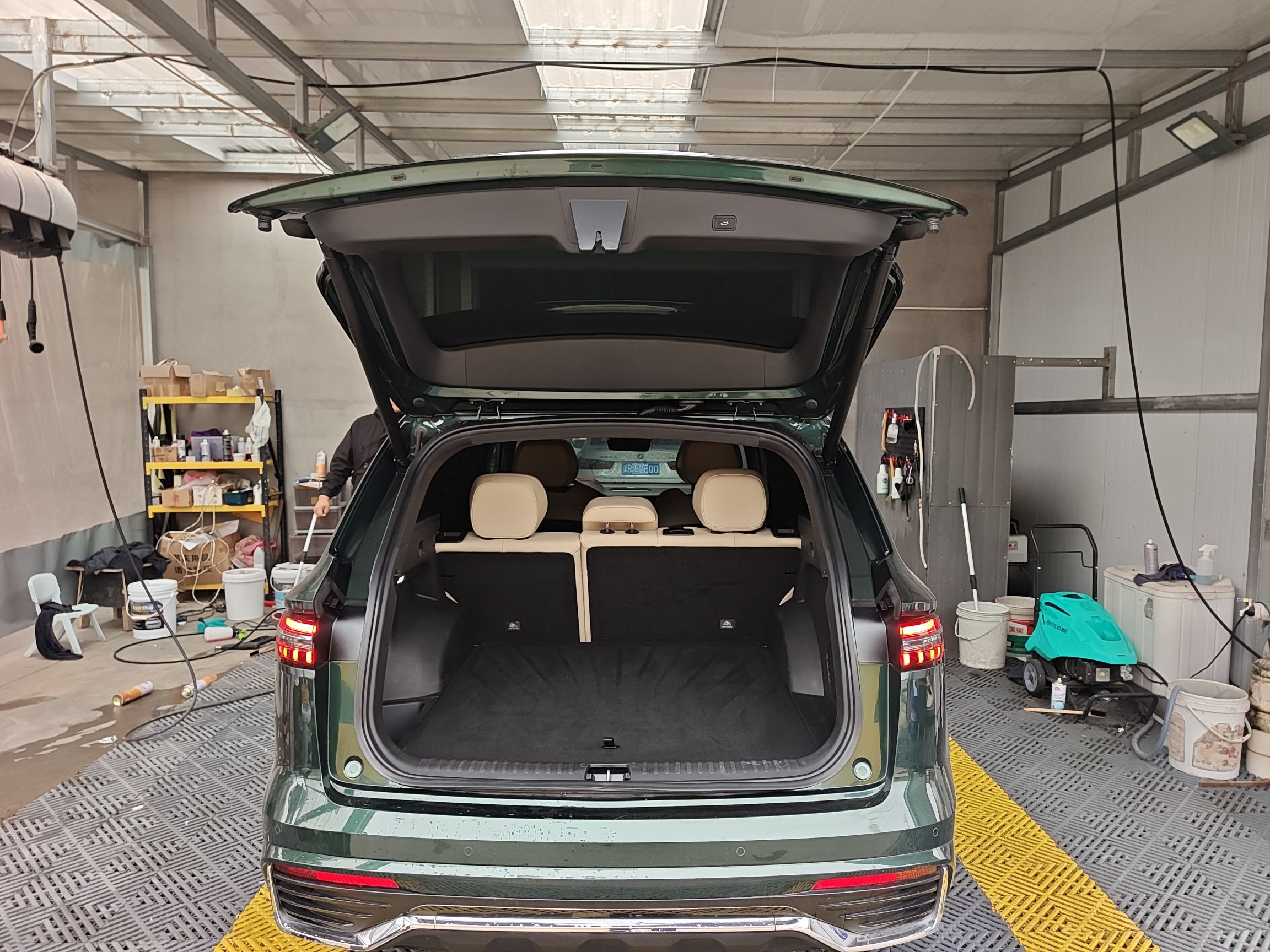 Geely Auto Monjaro L 2025 Dongfang Yao 2.0TD Automatic Lanxing Edition — снимка 15