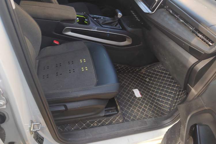 Used Baojun RM-5 2019 1.5T CVT Elite Version with 24-Hour Online Service 5 Seats