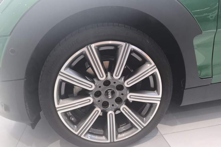 Used MINI Clubman 2022 Facelift 1.5T COOPER Connoisseur