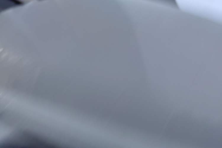 Used SAIC MAXUS Xintu V80 2025 Value Edition Aoyuntong 2.0T Manual Short Wheelbase Ultra-Low Roofline 127 Ps 5/6 Seats
