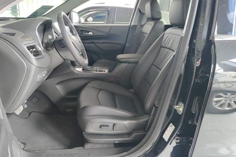 Used Chevrolet Equinox 2019 535T Automatic Chijie Edition China VI Interior 2