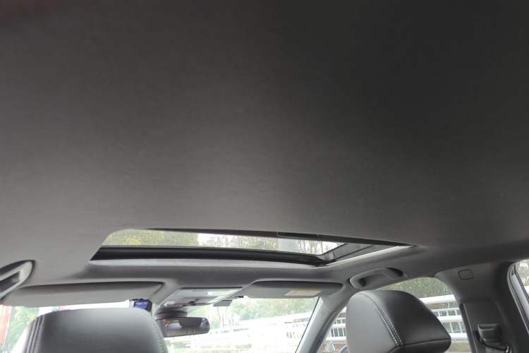 Used Honda Civic 2022 240TURBO CVT Dynamic Edition Headliner