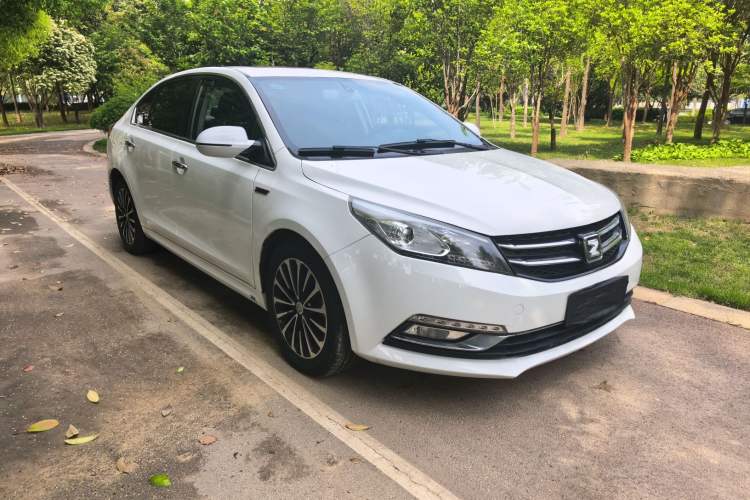Used Zotye Z560 2017 1.5T CVT Luxury Model Exterior 2
