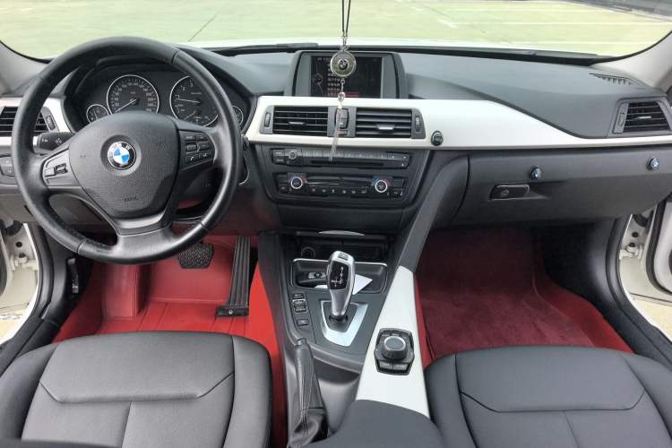 Used BMW 3 Series 2015 320Li Fashion Model