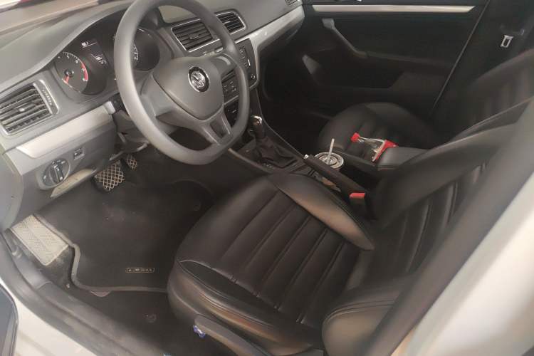 Used Volkswagen Gran Lavida 2017 1.6L Automatic Fashion Edition
