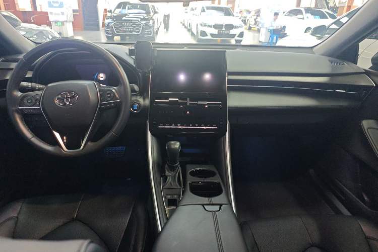 Used Toyota Avalon 2023 2.0L Luxury Edition
