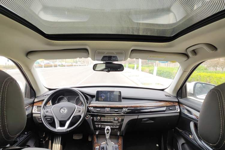 Used Hanteng X7 2016 2.0T DCT Luxury Edition
