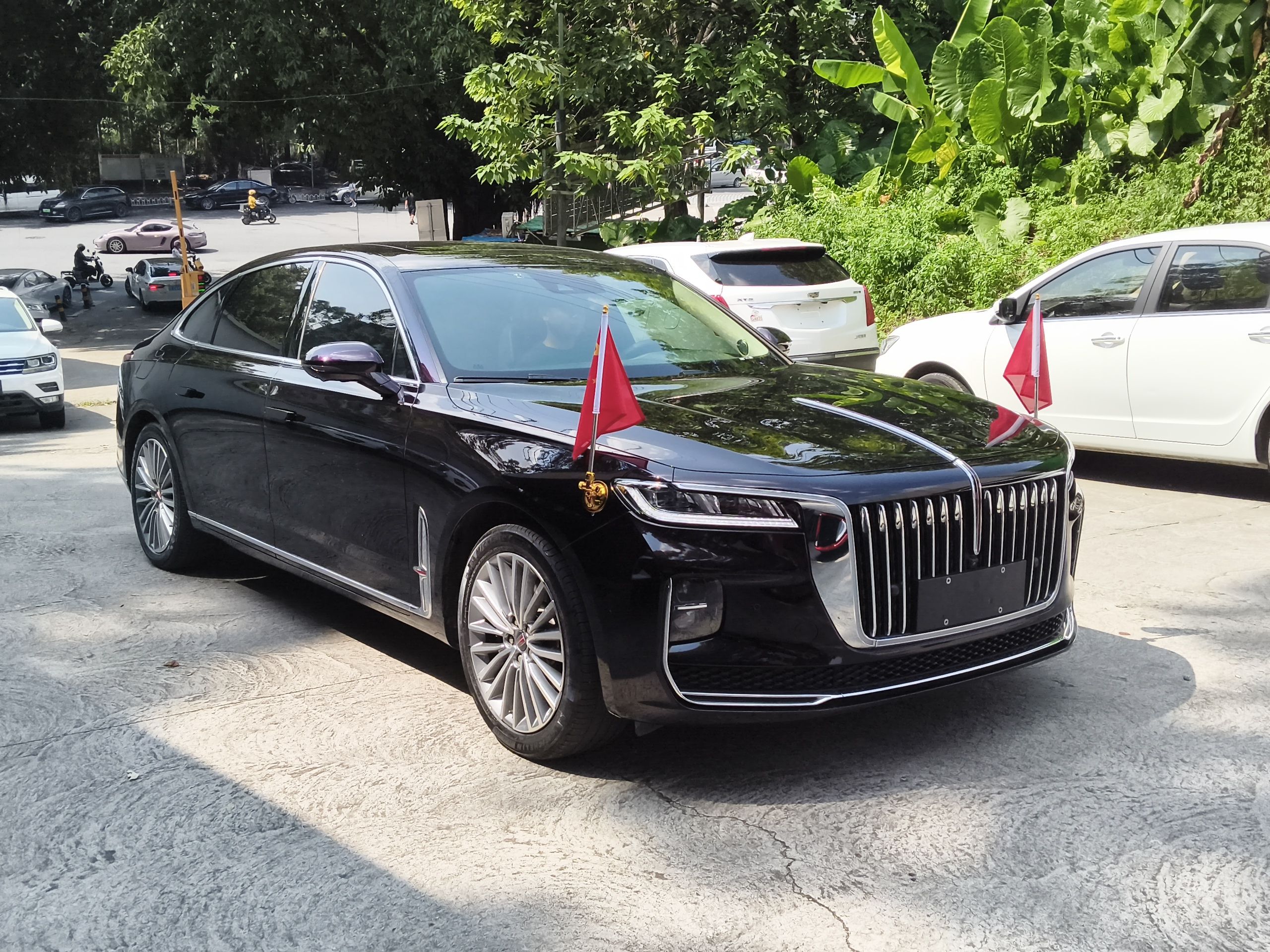 Hongqi H9 2023 2.0T Smart Connect Flagship Edition - Chinese Trim Xiang — снимка 12