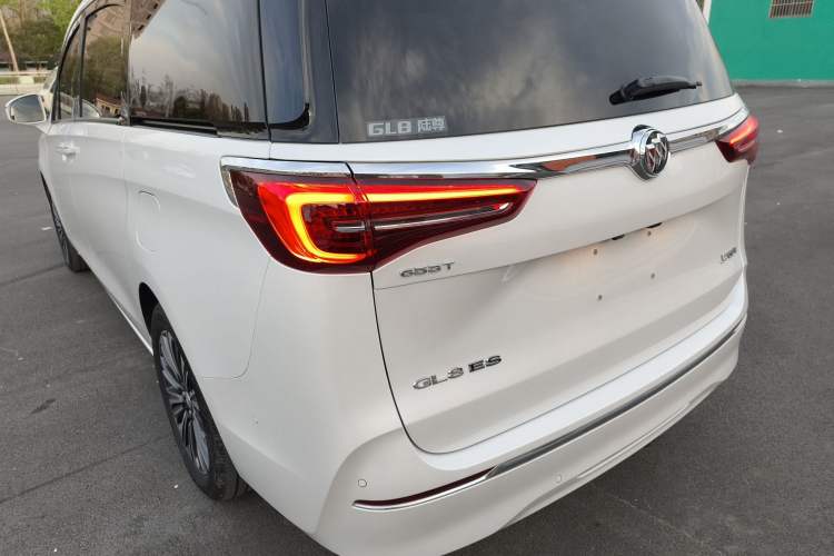 Used Buick GL8 2021 ES Landtrek 653T Luxury Model