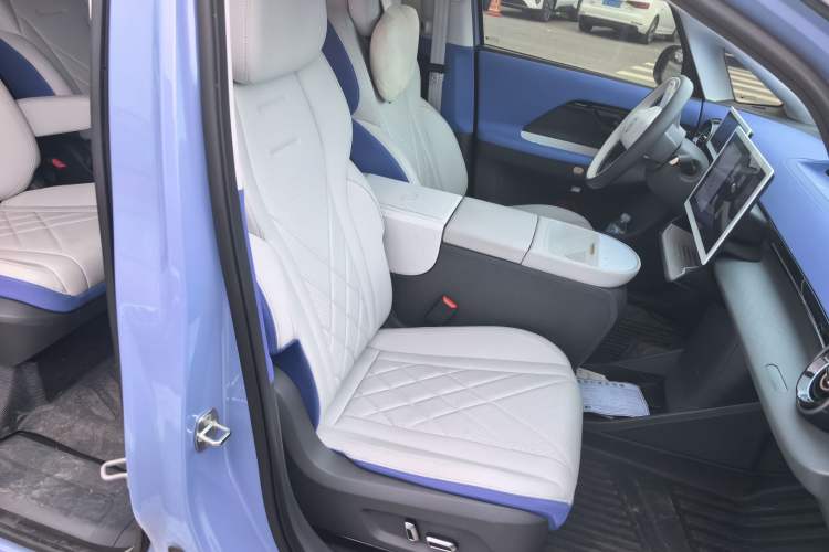 Used ARCFOX Kaola 2023 Parent-Child Edition Pro Right Front Seat